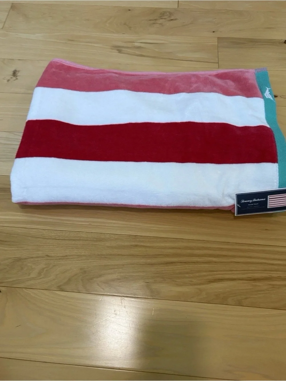 Tommy Bahama new tommy